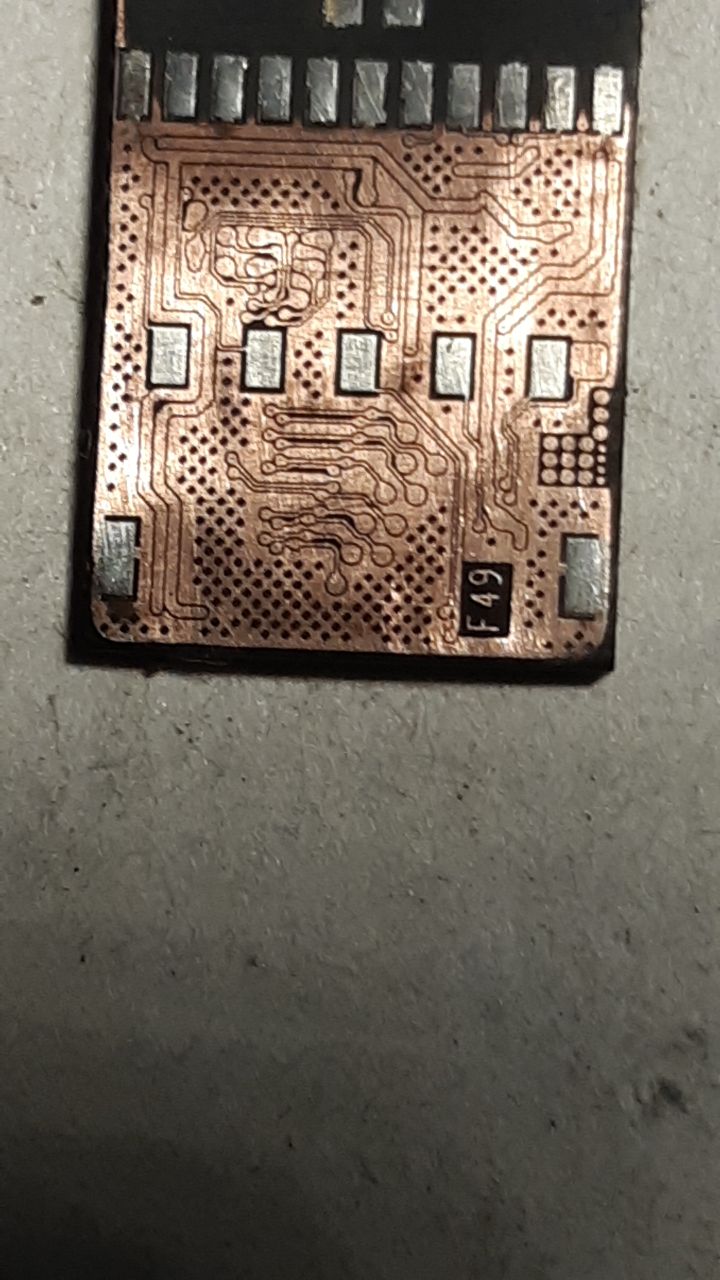 Добрый день! Может кто-нибудь обладает информацией по распиновке?