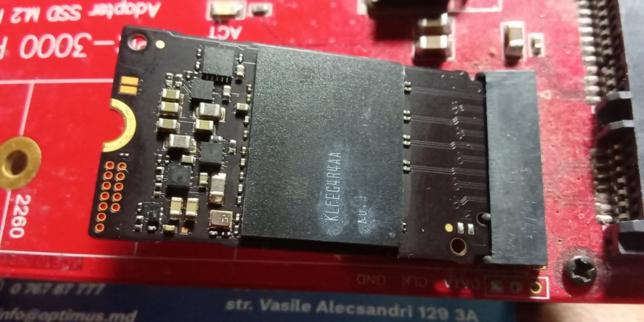 Помогите определить производителя?